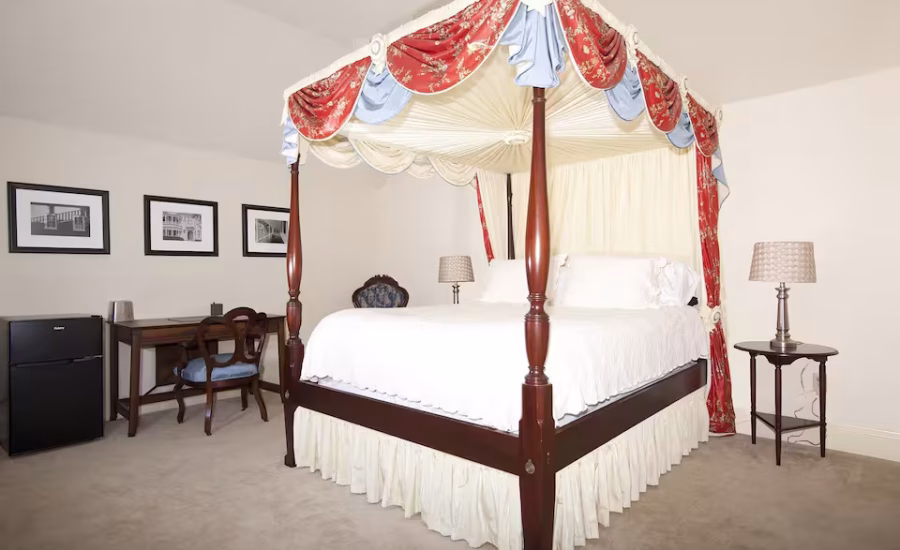 Image of Elaine Bed