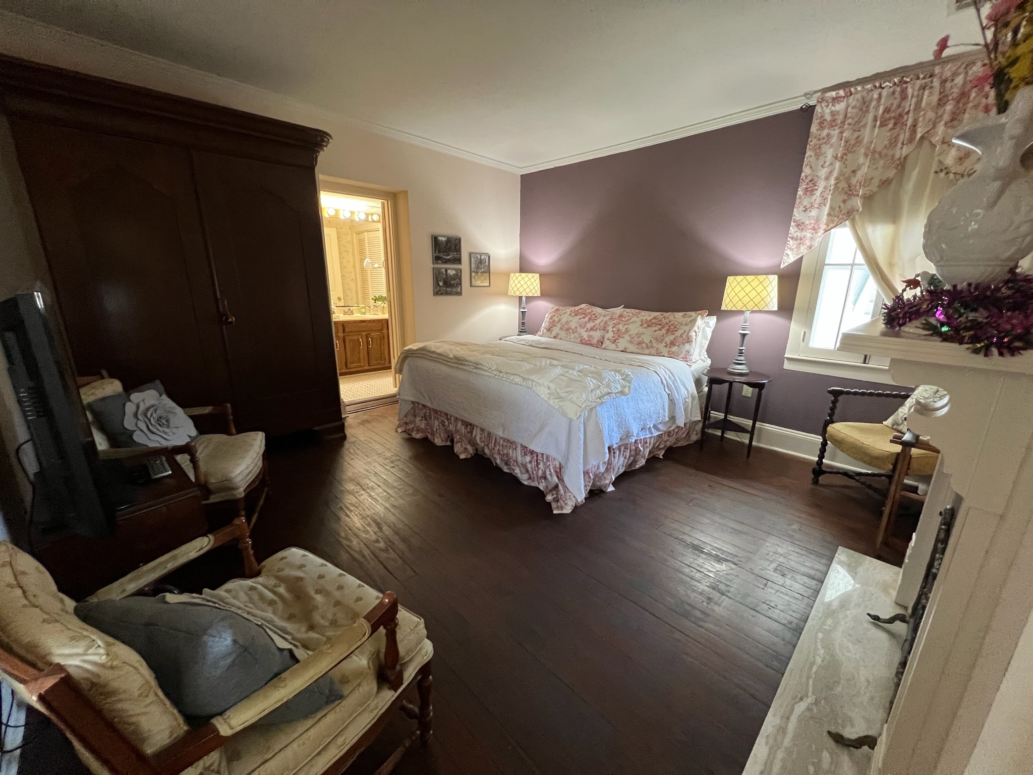 Image of the Carriage House Suite Bedroom