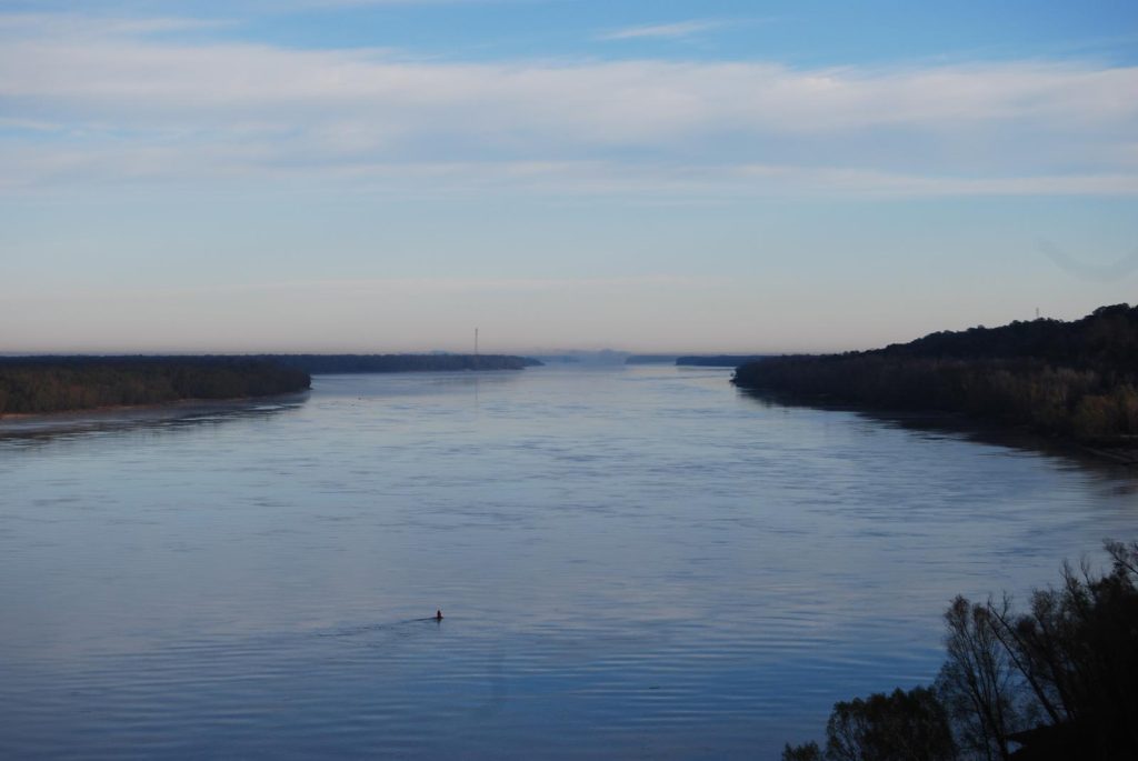 Image of the Mississippi River from Bluff at the Natchez Pearl, MS